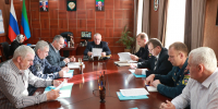 Вопросы обеспечения безопасности во время новогодних выходных обсудили на заседании АТК МР «Казбековский район» - Казбековский район