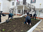 В Казбековском районе провели субботник в преддверии республиканского маджлиса алимов и 80-летия Победы в ВОВ